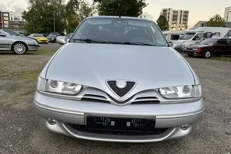 Alfa Romeo Alfa 146, 2.0, 110 kW, petrol, manual, front-wheel drive
