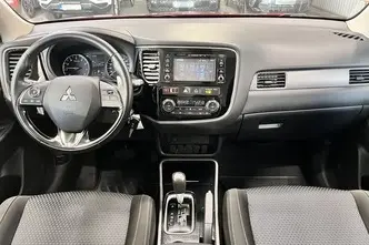 Mitsubishi Outlander, 2.0, 110 kW, petrol, automatic, four-wheel drive