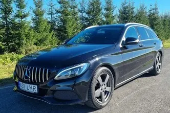 Mercedes-Benz 220, 2.1, 125 kW, diesel, automatic, rear-wheel drive