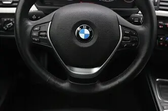 BMW 320, 2.0, 135 kW, bensiin, automaat, tagavedu
