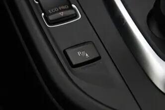 BMW 320, 2.0, 135 kW, bensiin, automaat, tagavedu