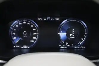 Volvo XC60, 2.0, 223 kW, подключаемый гибрид, автомат, полный привод