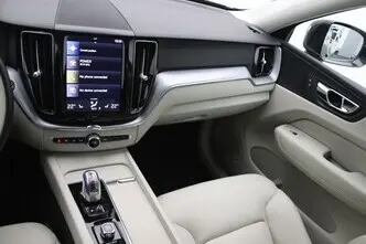 Volvo XC60, 2.0, 223 kW, подключаемый гибрид, автомат, полный привод
