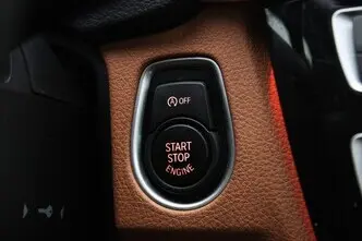BMW 330, 2.0, 185 kW, бензин, автомат, полный привод