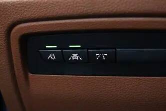 BMW 330, 2.0, 185 kW, бензин, автомат, полный привод