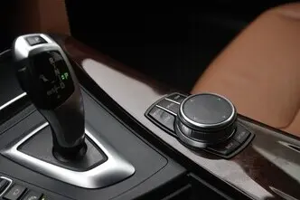 BMW 330, 2.0, 185 kW, бензин, автомат, полный привод