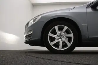 Volvo V60, 2.0, 110 kW, diesel, automatic, front-wheel drive