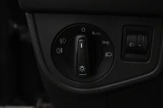 Volkswagen Polo, 1.0, 70 kW, bensiin, manuaal, esivedu