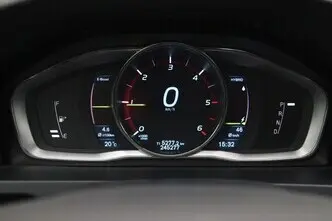 Volvo V60, 2.4, 158 kW, plug-in hybrid, automatic, four-wheel drive