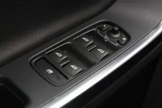 Volvo V60, 2.4, 158 kW, plug-in hybrid, automatic, four-wheel drive