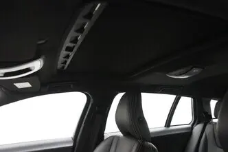 Volvo V60, 2.4, 158 kW, plug-in hybrid, automatic, four-wheel drive