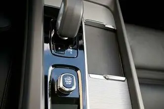 Volvo XC60, 2.0, 293 kW, бензин, автомат, полный привод