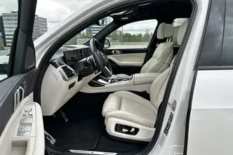 BMW X7, 3.0, 250 kW, hübriid, automaat, nelikvedu