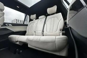 BMW X7, 3.0, 250 kW, hübriid, automaat, nelikvedu