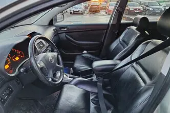 Toyota Avensis, 2.4, 163 kW, petrol, automatic, front-wheel drive