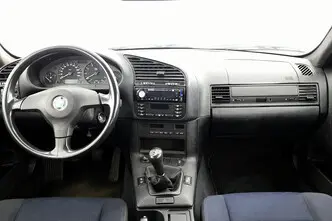 BMW 318, 1.8, 115 kW, petrol, manual, rear-wheel drive