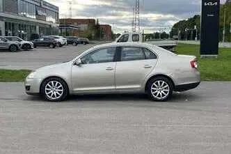 Volkswagen Jetta, 1.6, 75 kW, bensiin, automaat, esivedu