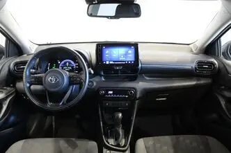 Toyota Yaris, 1.5, 68 kW, hybrid, automatic, front-wheel drive
