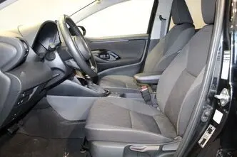 Toyota Yaris, 1.5, 68 kW, hybrid, automatic, front-wheel drive