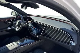 Mercedes-Benz E 220, 2.0, 145 kW, hybrid, automatic, four-wheel drive