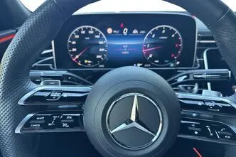 Mercedes-Benz E 220, 2.0, 145 kW, hybrid, automatic, four-wheel drive