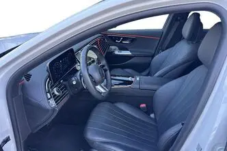 Mercedes-Benz E 220, 2.0, 145 kW, hybrid, automatic, four-wheel drive