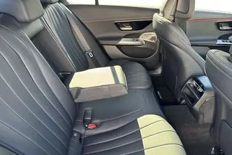 Mercedes-Benz E 220, 2.0, 145 kW, hybrid, automatic, four-wheel drive