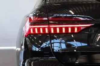 Audi A6, 2.0, 195 kW, plug-in hybrid, automatic, four-wheel drive