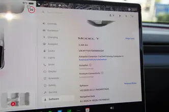 Tesla Model Y, 220 kW, elekter, automaat, tagavedu