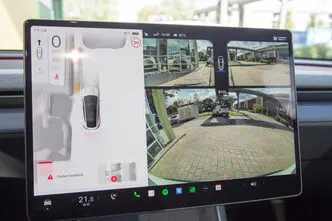 Tesla Model Y, 220 kW, elekter, automaat, tagavedu