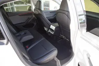 Tesla Model Y, 220 kW, elekter, automaat, tagavedu