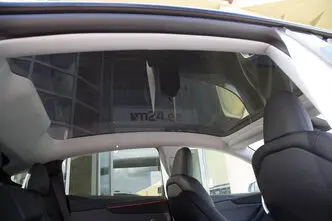 Tesla Model Y, 220 kW, elekter, automaat, tagavedu