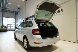 Škoda Fabia, 1.0, 70 kW, bensiin, automaat, esivedu