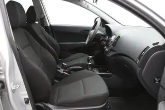 Hyundai i30, 1.4, 80 kW, petrol, manual, front-wheel drive