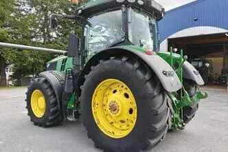 John Deere 7290R, 9.0, 235 kW, diesel, automatic, four-wheel drive
