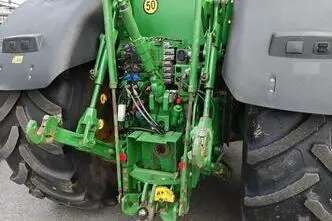 John Deere 7290R, 9.0, 235 kW, diesel, automatic, four-wheel drive