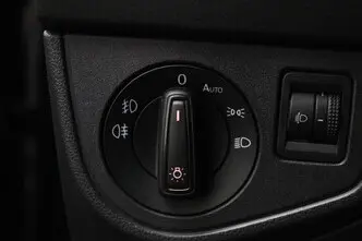 Volkswagen Polo, 1.0, 66 kW, cng, механическая, передний привод