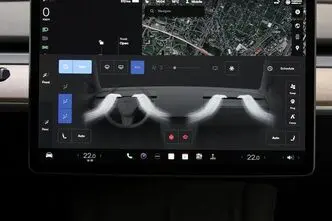 Tesla Model Y, 153 kW, электричество, автомат, полный привод