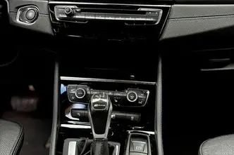 BMW 225 Active Tourer, 1.5, 100 kW, гибрид, автомат, полный привод