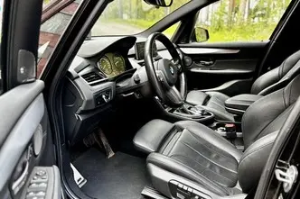 BMW 225 Active Tourer, 1.5, 100 kW, гибрид, автомат, полный привод
