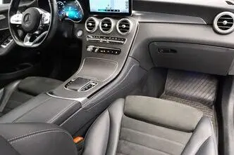 Mercedes-Benz GLC 220, 2.0, 143 kW, diesel, automatic, four-wheel drive