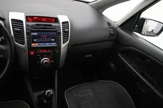 Kia Venga, 1.4, 66 kW, petrol, manual, front-wheel drive