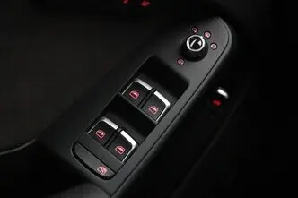 Audi A4, 2.0, 165 kW, бензин, автомат, полный привод