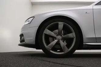Audi A4, 2.0, 165 kW, бензин, автомат, полный привод