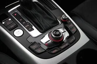 Audi A4, 2.0, 165 kW, бензин, автомат, полный привод