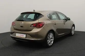 Opel Astra, 1.4, 103 kW, бензин, механическая, передний привод