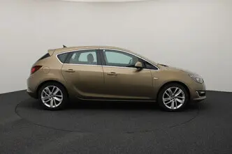 Opel Astra, 1.4, 103 kW, бензин, механическая, передний привод