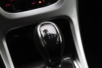 Opel Astra, 1.4, 103 kW, бензин, механическая, передний привод