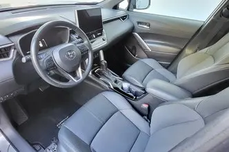 Toyota Corolla Cross, 2.0, 112 kW, гибрид, автомат, передний привод