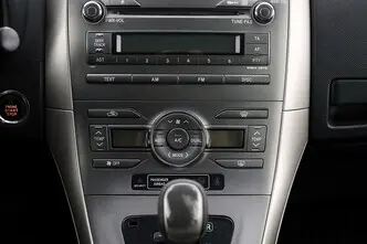 Toyota Auris, 1.6, 123 kW, petrol, automatic, front-wheel drive